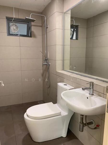 Condominium for Rent at Lakefront Residence - Nora Dean - PropertyGuru.com.my