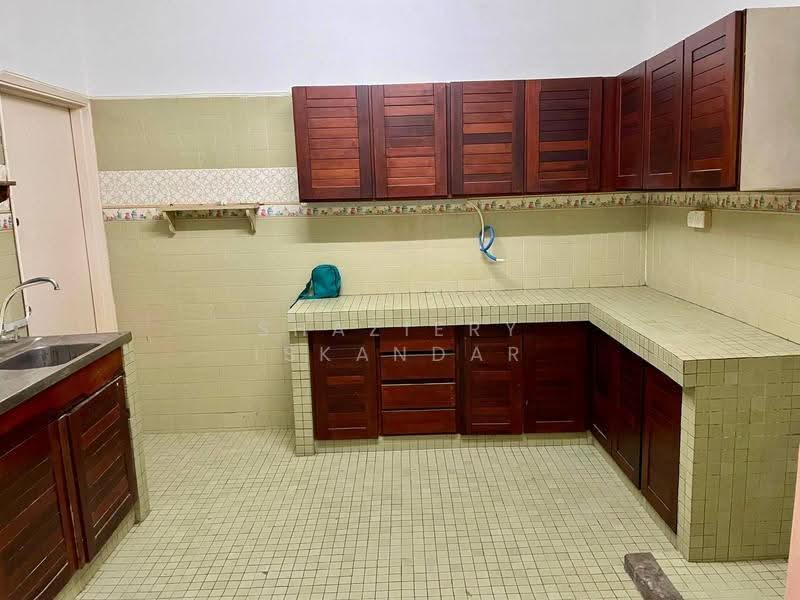 Rumah Teres 2-Tingkat untuk Dijual di Ampang (Selangor) - Shaziery Iskandar - Kitchen - PropertyGuru.com.my