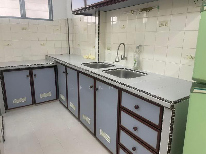 Pangsapuri untuk Dijual di Taman Wayton Apartment - Leong . - Kitchen - PropertyGuru.com.my