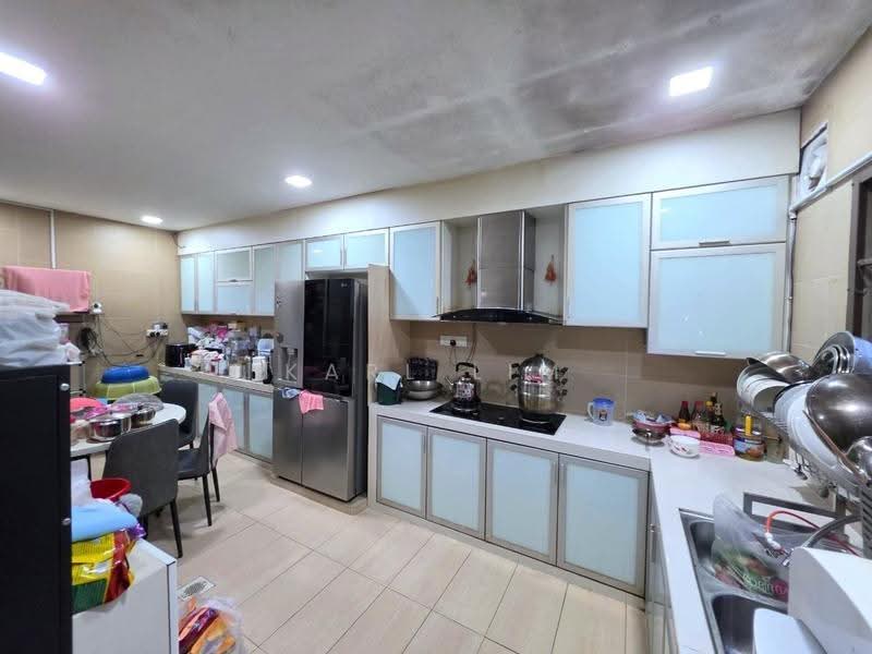 1-storey Terraced House for Sale in Bukit Indah (Iskandar Puteri (Nusajaya)) - Karl Lim - Kitchen - PropertyGuru.com.my