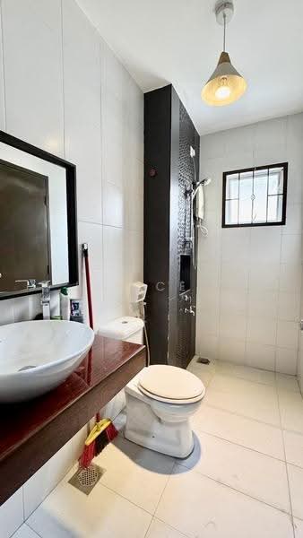 Rumah Teres 2-Tingkat untuk Dijual di Taman Nusa Idaman (Iskandar Puteri (Nusajaya)) - Janice . - Bathroom - PropertyGuru.com.my