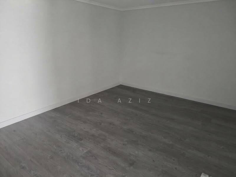 Shop / Office for Rent in Taman Molek (Johor Bahru) - Ida Aziz - Interior - PropertyGuru.com.my