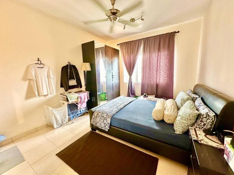 Condominium for Sale at Kristal Heights - Basri Munir - Bedroom - PropertyGuru.com.my