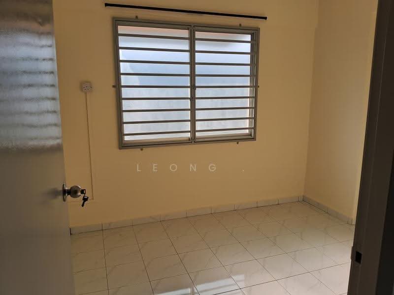 Flat for Sale at 9B Taman Sri Idaman - Leong . - Interior - PropertyGuru.com.my