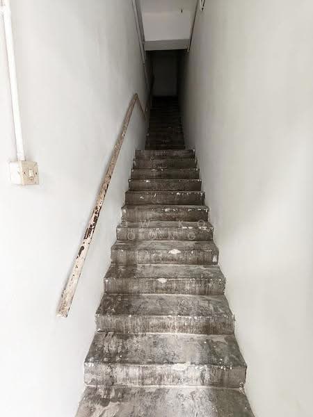 Kilang untuk Disewa di Seksyen 33 (Shah Alam) - Chow Kok Toong - Corridor - PropertyGuru.com.my