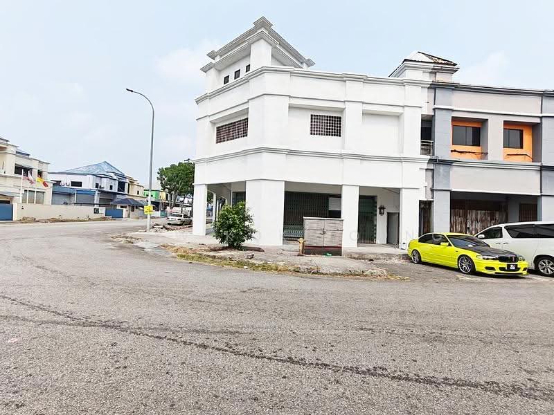Kilang untuk Disewa di Seksyen 33 (Shah Alam) - Chow Kok Toong - Exterior - PropertyGuru.com.my