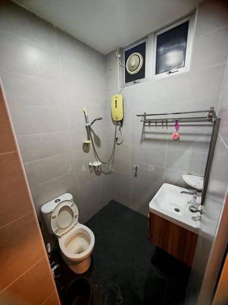 Service Residence for Rent at BM City Suites @ BM City Mall - Jane Ng - Bathroom - PropertyGuru.com.my