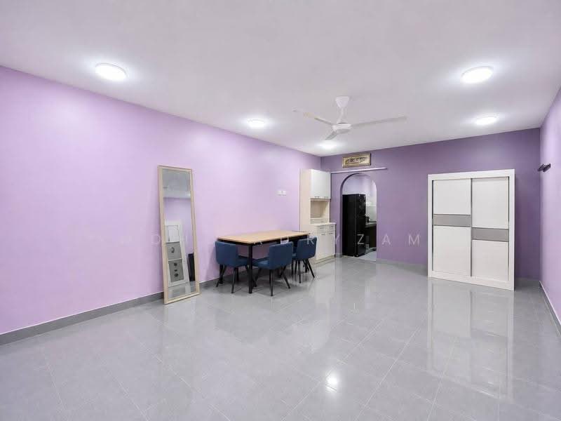2-storey Terraced House for Sale in Seksyen 17 (Shah Alam) - Mohd Adryzam - Living Room - PropertyGuru.com.my