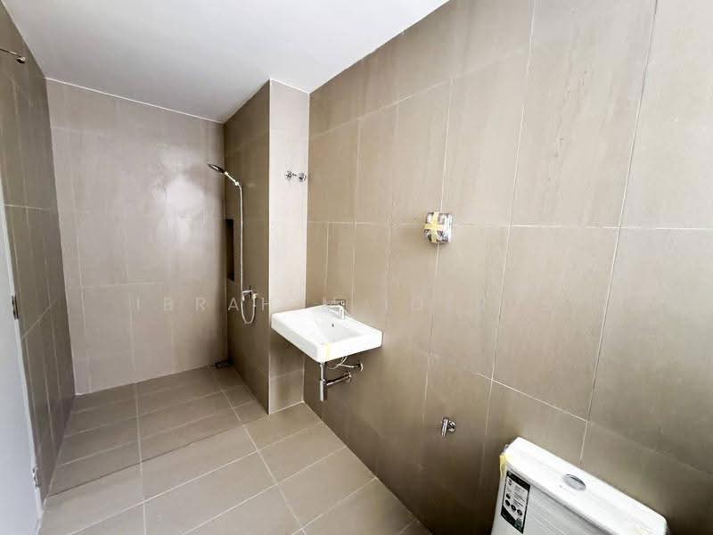Rumah Teres 3-Tingkat untuk Dijual di Taman Melawati (Ulu Kelang) - Ibrahim Iderus - Bathroom - PropertyGuru.com.my
