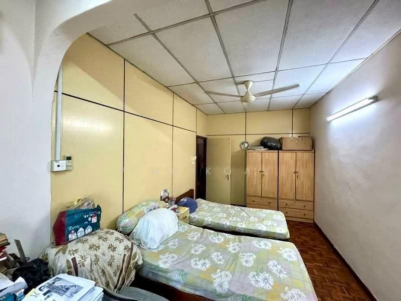 Rumah Teres 2-Tingkat untuk Dijual di Jelutong (Penang) - Ping Koay - Bedroom - PropertyGuru.com.my