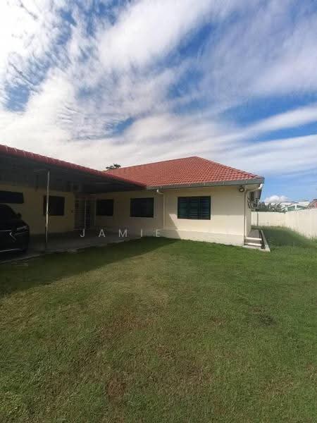 Bungalow House untuk Dijual di Jalan Raja Dihilir (Ipoh) - Jamie Lai - Exterior - PropertyGuru.com.my