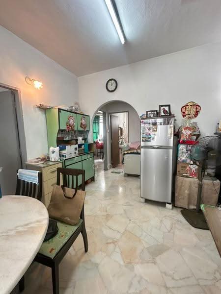 Apartment for Sale at Taman Bukit Jambul - Cheau Chie Ooi - Living Room - PropertyGuru.com.my