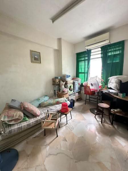 Apartment for Sale at Taman Bukit Jambul - Cheau Chie Ooi - Bedroom - PropertyGuru.com.my