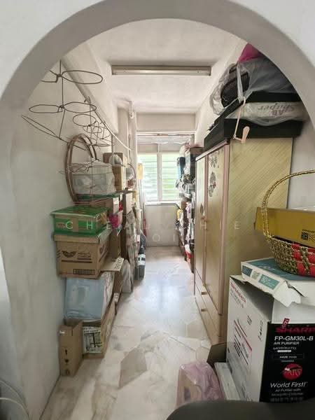 Apartment for Sale at Taman Bukit Jambul - Cheau Chie Ooi - Corridor - PropertyGuru.com.my