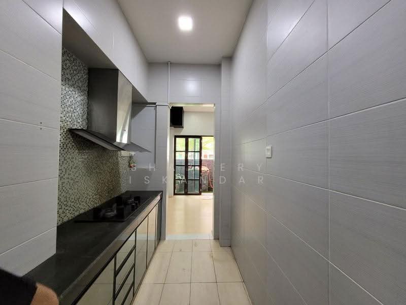 3.5-storey Terraced House for Sale in Duta Suria (Ampang) - Shaziery Iskandar - Kitchen - PropertyGuru.com.my