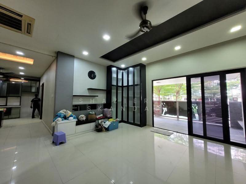 3.5-storey Terraced House for Sale in Duta Suria (Ampang) - Shaziery Iskandar - Living Room - PropertyGuru.com.my
