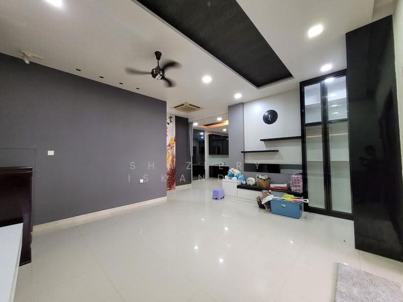 3.5-storey Terraced House for Sale in Duta Suria (Ampang) - Shaziery Iskandar - Living Room - PropertyGuru.com.my