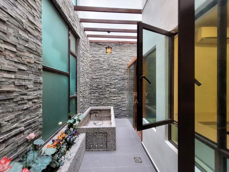 3.5-storey Terraced House for Sale in Duta Suria (Ampang) - Shaziery Iskandar - Exterior - PropertyGuru.com.my