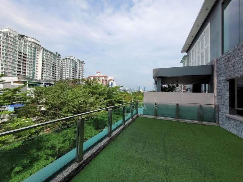 3.5-storey Terraced House for Sale in Duta Suria (Ampang) - Shaziery Iskandar - Balcony - PropertyGuru.com.my