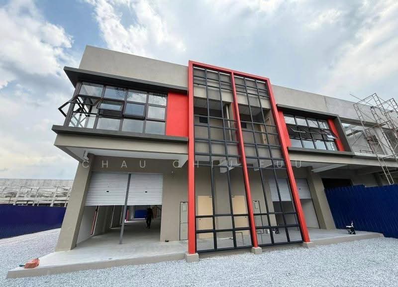 Terrace Factory for Sale in Pekan Pajam (Mantin) - Chau Chiu Fuu - Exterior - PropertyGuru.com.my