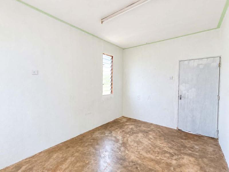Rumah Flat untuk Dijual di Taman Bukit Rawang Jaya - N. Melisa - Interior - PropertyGuru.com.my