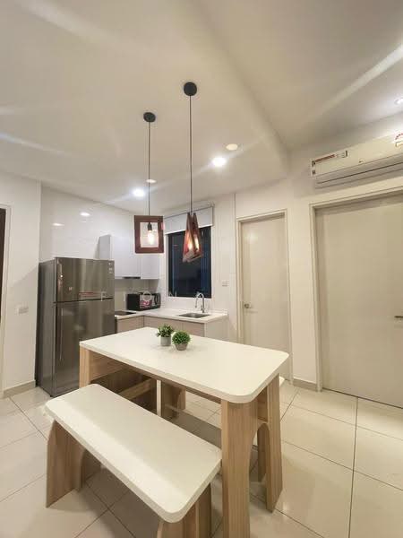 Condominium for Rent at The Parque Residences - Fiona Lee - Kitchen - PropertyGuru.com.my