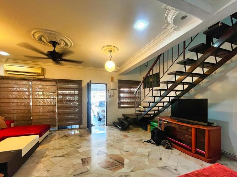 2-storey Terraced House for Sale in Taman Bukit Mewah (Kajang) - NUZULHAKIMI . - Living Room - PropertyGuru.com.my