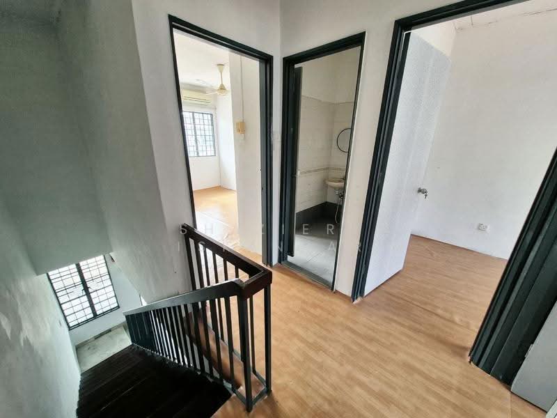 2-storey Terraced House for Sale in Taman Industri Bolton (Batu Caves) - Shaziery Iskandar - PropertyGuru.com.my