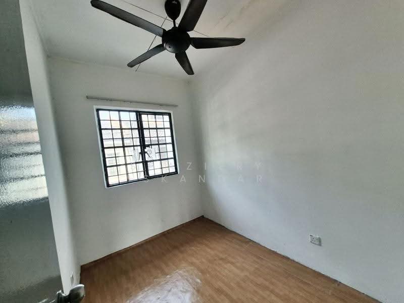 2-storey Terraced House for Sale in Taman Industri Bolton (Batu Caves) - Shaziery Iskandar - PropertyGuru.com.my