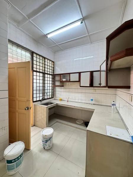 Rumah Teres 1.5-Tingkat untuk Disewa di Taman Molek (Johor Bahru) - YY Tey - PropertyGuru.com.my