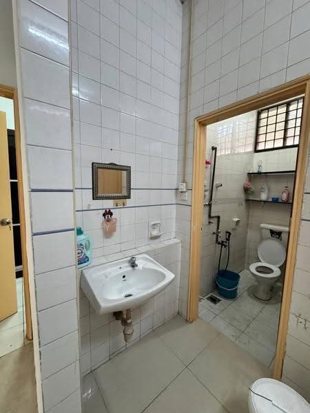 Rumah Teres 1.5-Tingkat untuk Disewa di Taman Molek (Johor Bahru) - YY Tey - PropertyGuru.com.my