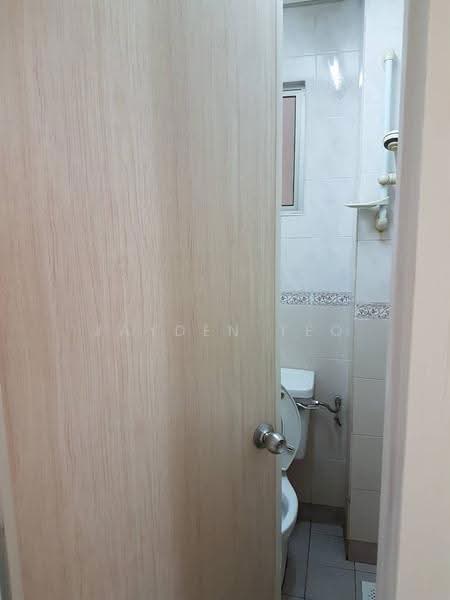 Kondominium untuk Dijual di Ketumbar Hill - Jayden Teo - Bathroom - PropertyGuru.com.my