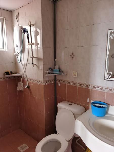 Kondominium untuk Dijual di Ketumbar Hill - Jayden Teo - Bathroom - PropertyGuru.com.my