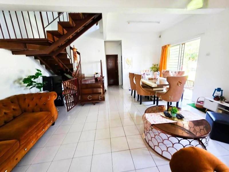 Rumah Teres 2-Tingkat untuk Dijual di Seri Kembangan (Selangor) - Janice CC Tan - PropertyGuru.com.my