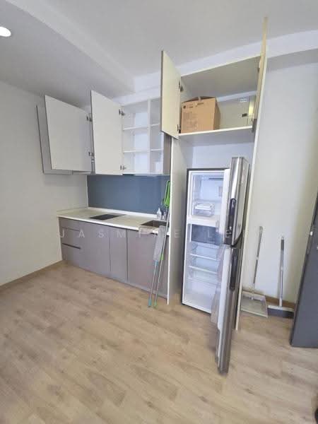 Service Residence for Rent at Emporis - Jasmine Lee - Kitchen - PropertyGuru.com.my
