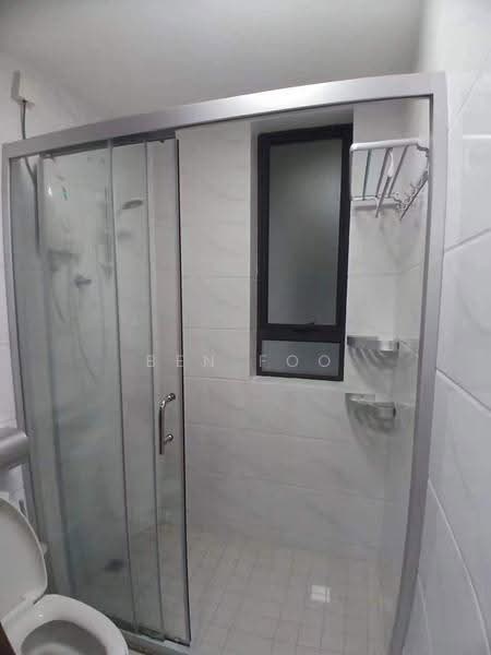 Apartment for Sale at Starview Bay @ Forest City - Ben Foo - Bathroom - PropertyGuru.com.my
