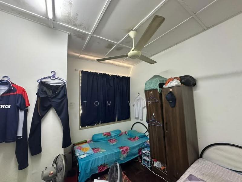 Rumah Teres 2-Tingkat untuk Dijual di Bukit Beruntung (Selangor) - Tom Yip - Bedroom - PropertyGuru.com.my