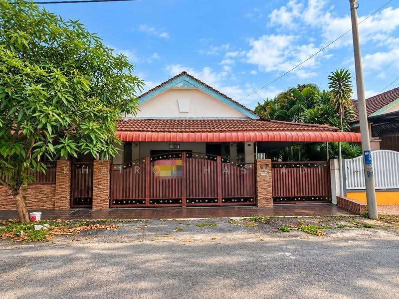 Rumah Berkembar untuk Dijual di Sungai Petani (Kedah) - Khairol Haswadi - Exterior - PropertyGuru.com.my