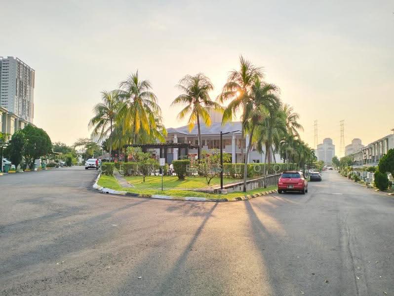 Townhouse for Rent in Bukit Jalil (Kuala Lumpur) - Celine Shoo - Exterior - PropertyGuru.com.my