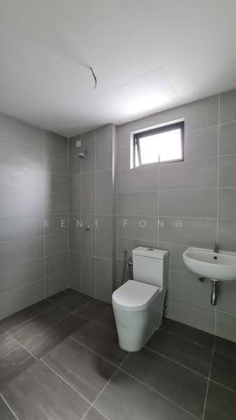 Service Residence for Rent at Parkland Residence @ Kajang 2 - Kent Fong - Bathroom - PropertyGuru.com.my