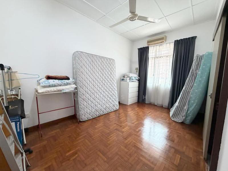 Semi-Detached House for Sale in Perling (Skudai) - Linz Soh - Bedroom - PropertyGuru.com.my