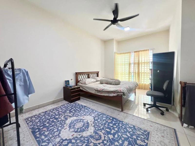 2-storey Terraced House for Sale in Taman Mutiara Rinching (Semenyih) - Azli Ibrahim - Bedroom - PropertyGuru.com.my