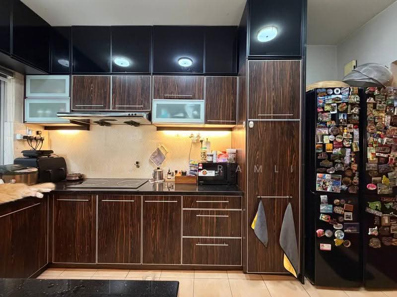 Condominium for Sale at Desa Putra - Luqman Ramli - Kitchen - PropertyGuru.com.my