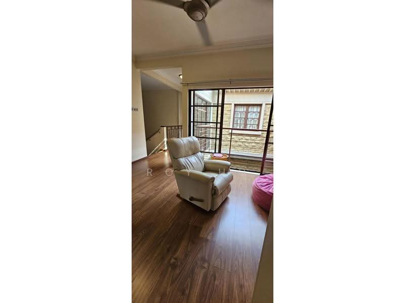 Rumah Teres 2-Tingkat untuk Dijual di Putra Heights (Subang Jaya) - Roy Ho - Living Room - PropertyGuru.com.my
