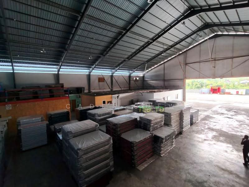 Warehouse for Rent in Kuala Selangor (Selangor) - Caden Chew - Interior - PropertyGuru.com.my