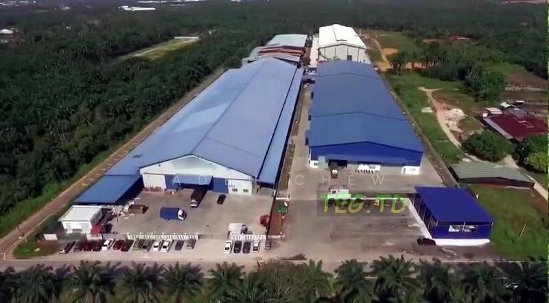 Warehouse for Rent in Kuala Selangor (Selangor) - Caden Chew - Exterior - PropertyGuru.com.my