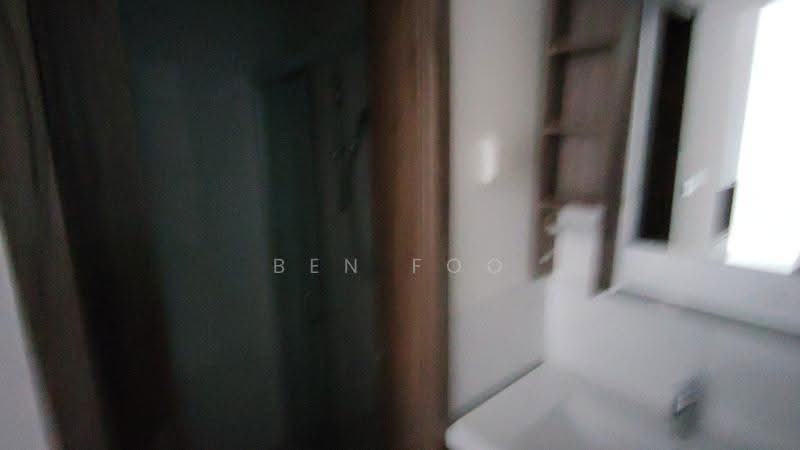 Apartment for Sale at Starview Bay @ Forest City - Ben Foo - Bathroom - PropertyGuru.com.my