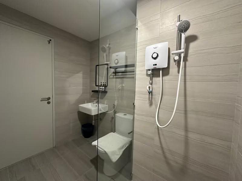 Service Residence for Rent at BeCentral @ i-City - Jeff Ng - PropertyGuru.com.my