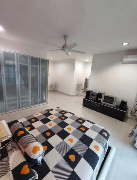 2-storey Terraced House for Sale in Taman Bestari Indah (Ulu Tiram) - Zack Chow - Bedroom - PropertyGuru.com.my