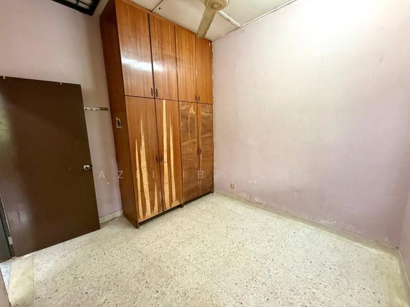 1-storey Terraced House for Sale in Taman Muhibbah (Kajang) - Azli Ibrahim - Bedroom - PropertyGuru.com.my